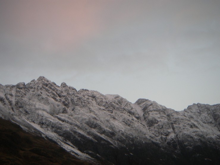 The Aonach Eagach looks majestic first thing