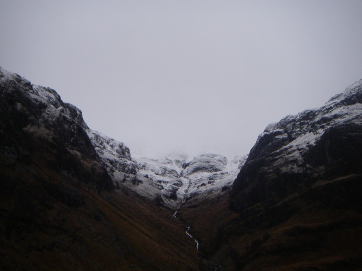 Not much to be seen of tob Coire nan Lochan first thing