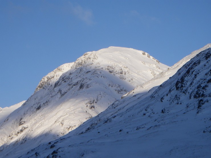 Am Bodach, showing loaded SE facing snowfields