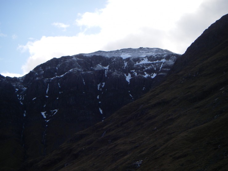 A dusting of fresh snow high on the West face of Aonach Dubh