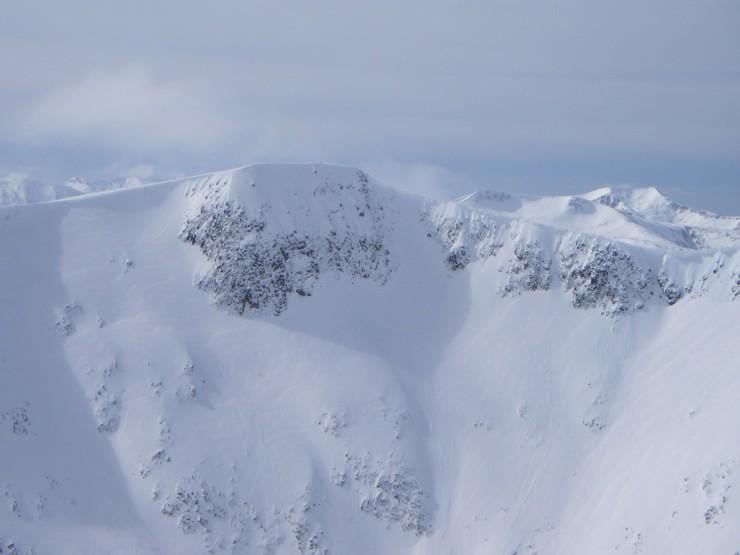 Cornices will require caution with rising temperatures