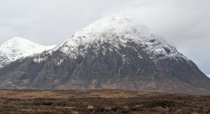 Light falls of new snow.